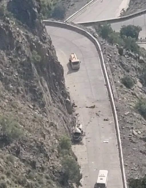 Houthi shelling injures 13 civilians on Hajjah-Al Abd road