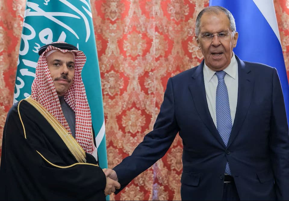 Russian Foreign Minister warns Houthis over Saudi attacks