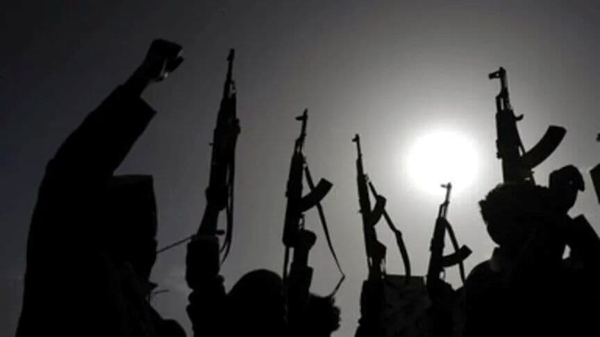 تغطية الإعلام الإسرائيلي لهجمات الحوثي على الساحل والمندب