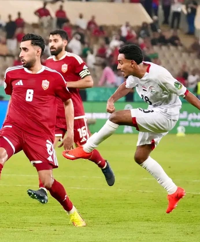 عادل عباس يفوز بجائزة أفضل لاعب واعد في خليجي 27