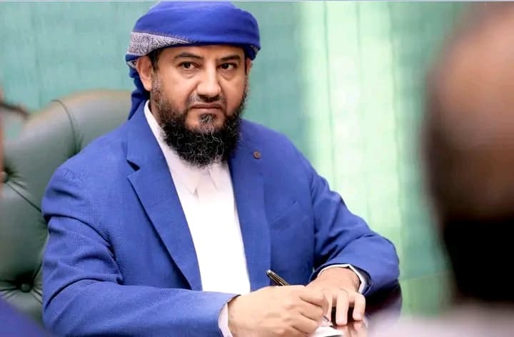 المحرمي يركز على استعادة الدولة واليمن