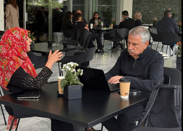 Friedman lauds Karman as Arab democracy icon
