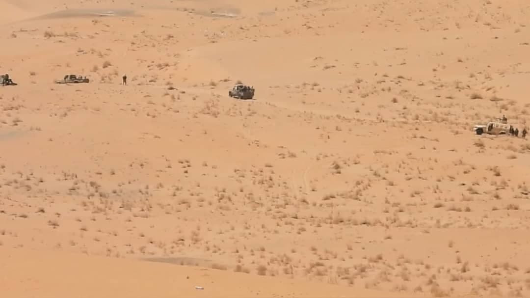 الجيش يشن هجوم على مواقع الحوثي في مأرب