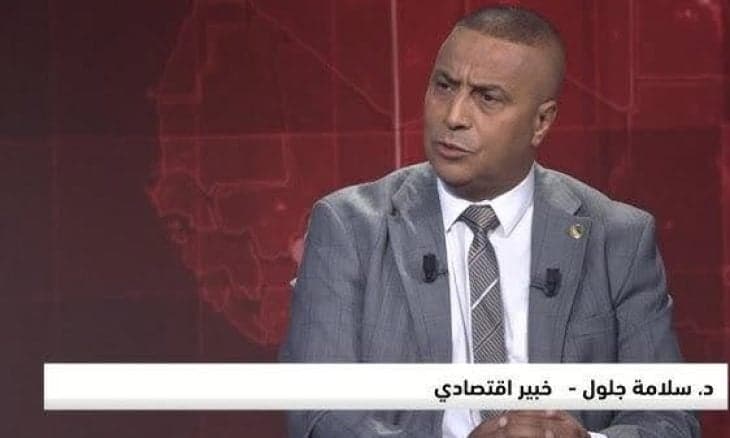 Economic expert sentenced to four years for false news