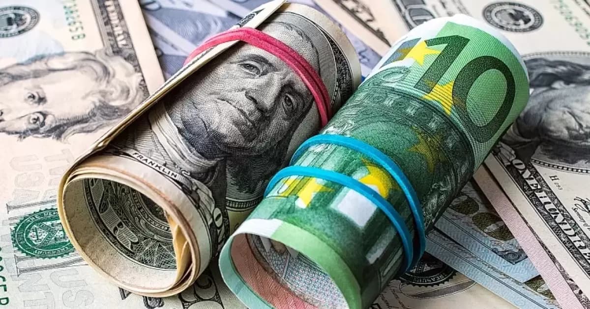 تراجع الدولار وارتفاع الين مع تراجع توقعات الفائدة