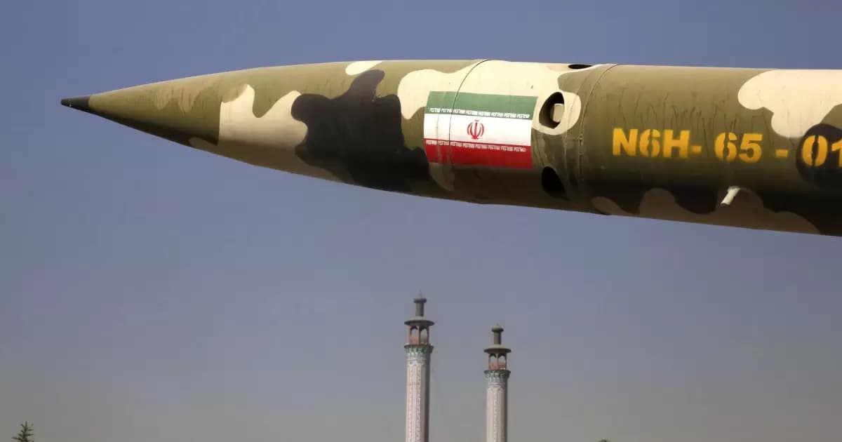 طهران تواصل صناعة الصواريخ والمسيرات