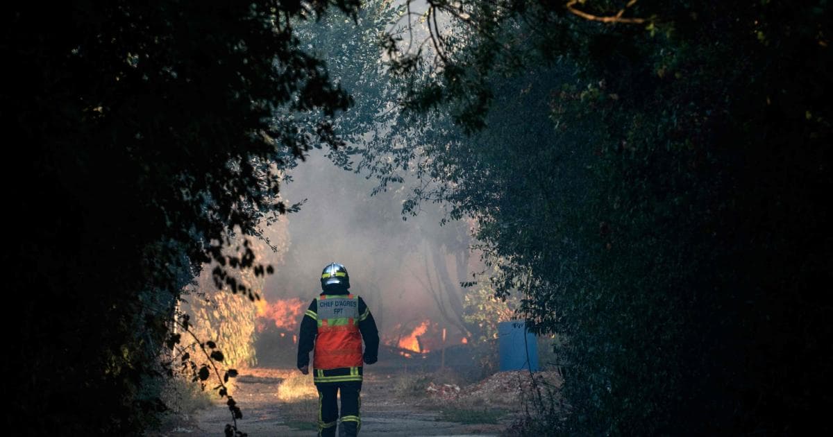 France faces 15,000-hectare wildfire