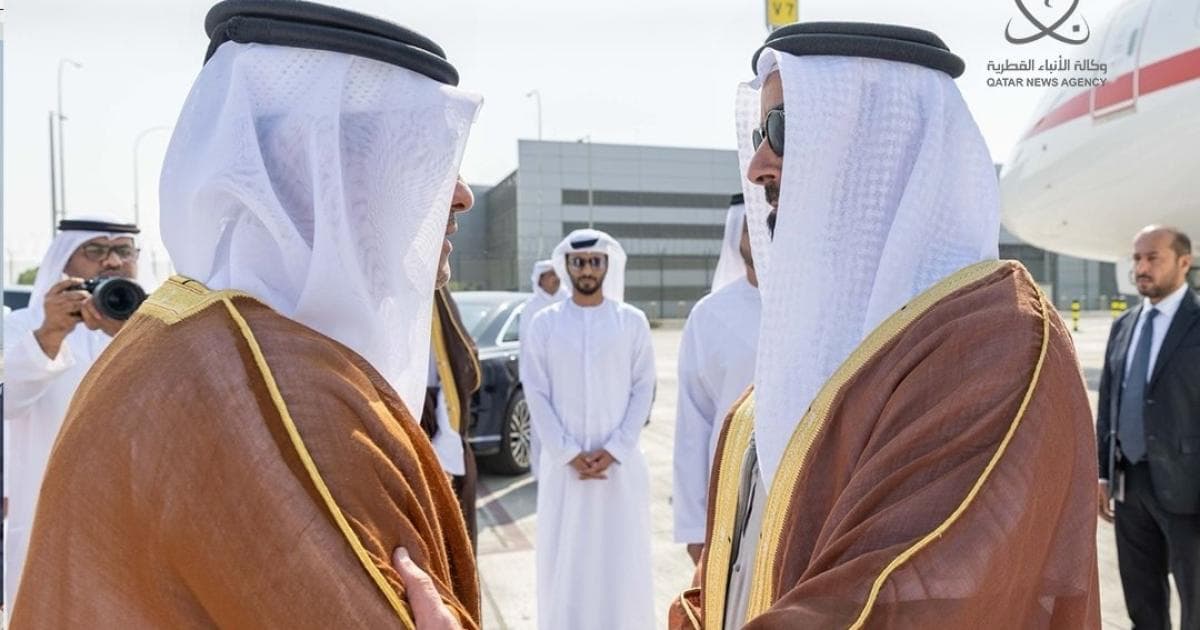 نائب رئيس الوزراء الإماراتي يختتم زيارته إلى الدوحة