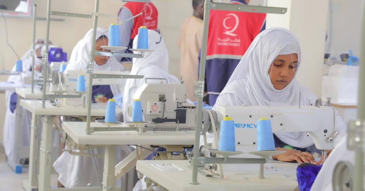 قطر الخيرية تدشن مشغل خياطة لخريجات مركز التكوين في موريتانيا