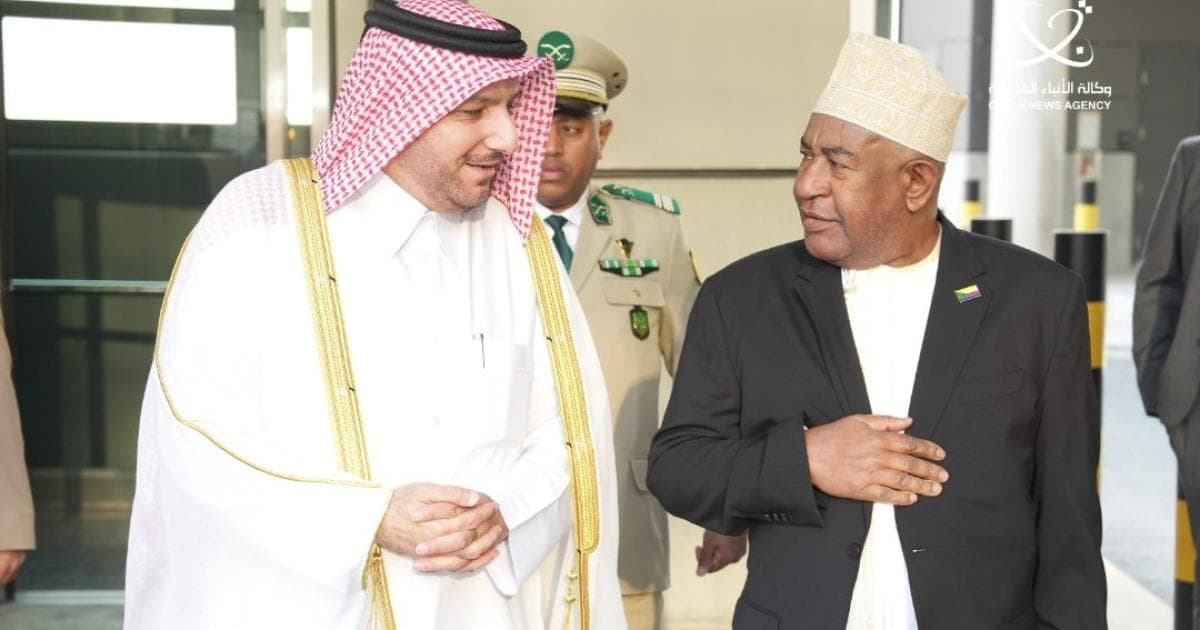 Comoros President Arrives in Doha to Offer Condolences for National Loss