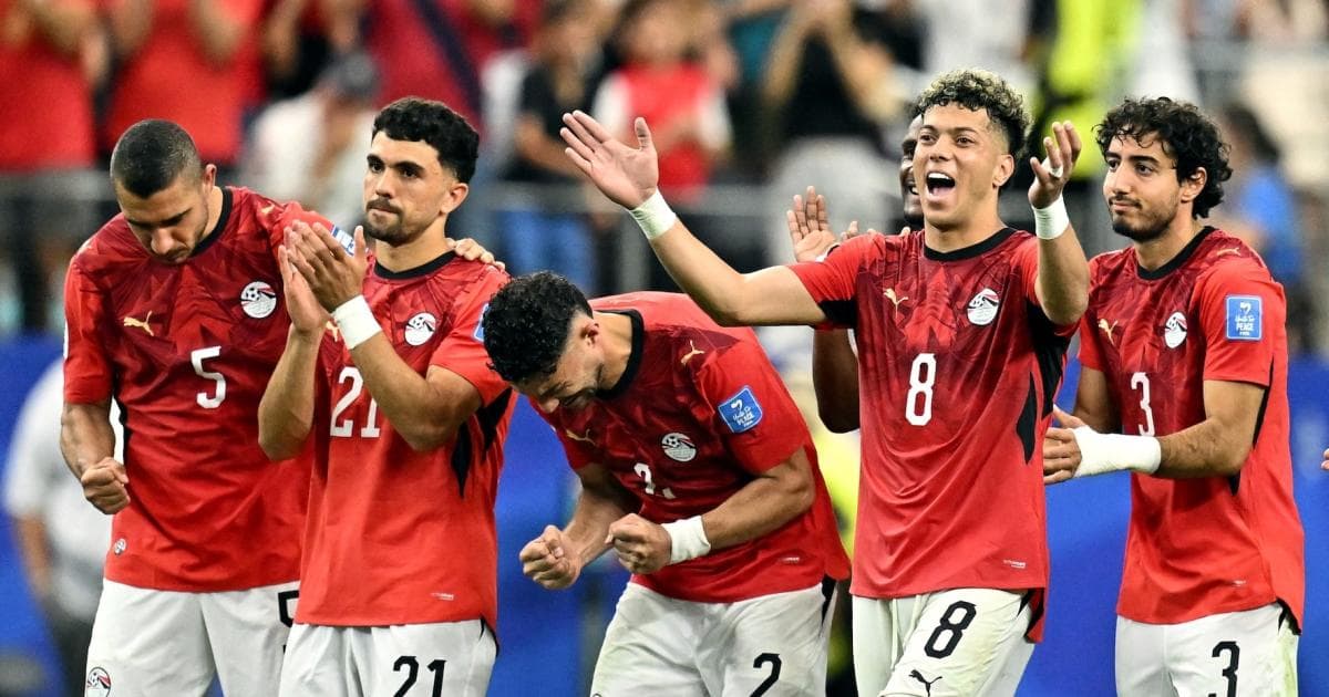 Egypt reaches last 16 after historic win