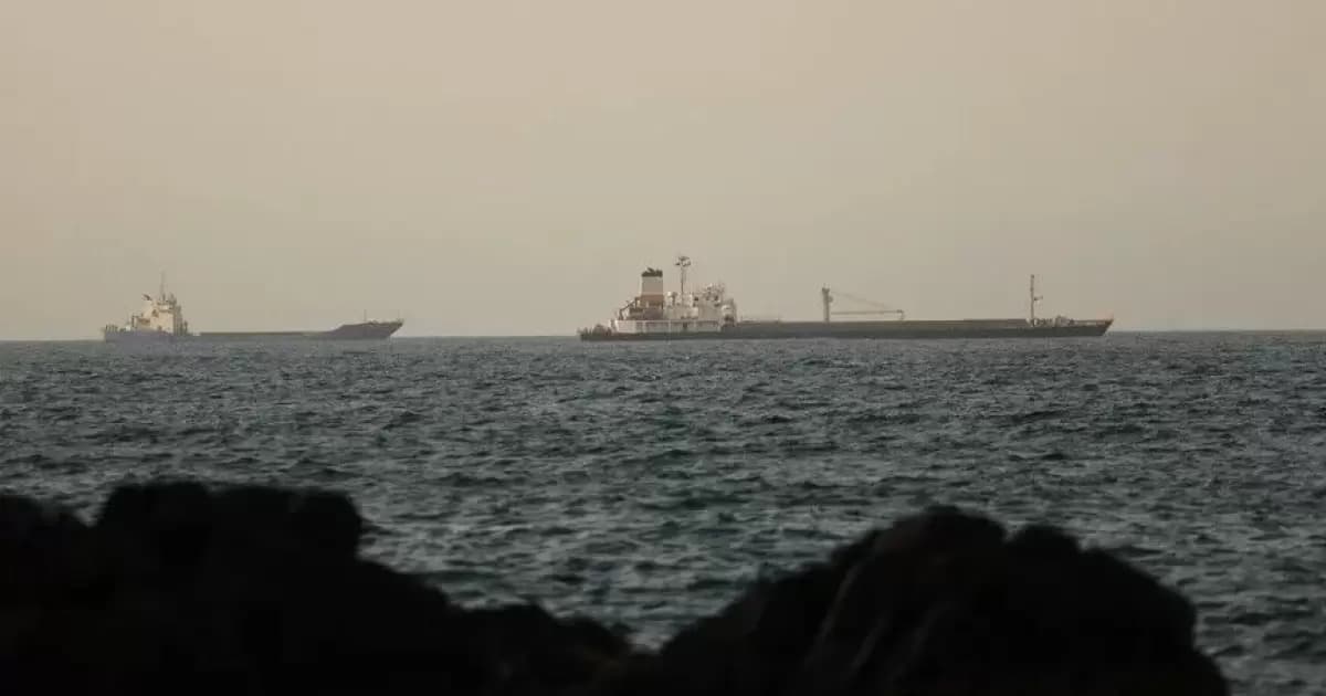 إيران تتعرض لانفجار ناقلتي نفط جنوب الخليج