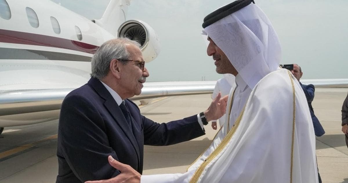 رئيس وزراء لبنان يصل الدوحة لتقديم العزاء في فقيد الوطن الكبير