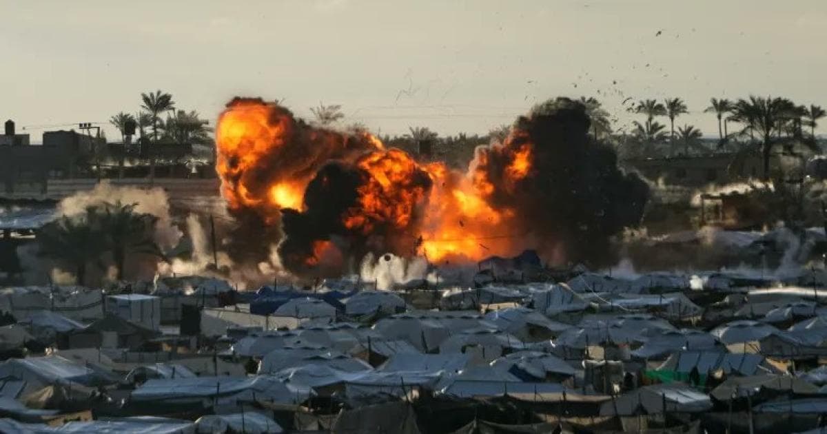 Palestinian martyr and others hurt in Gaza raid
