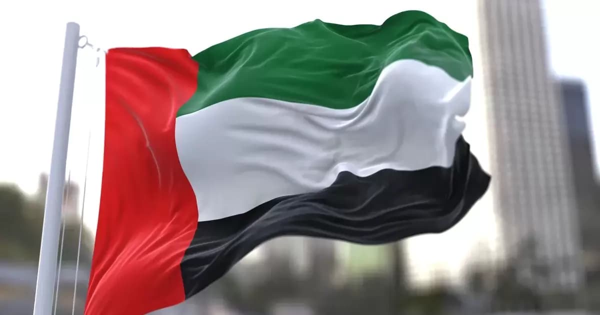 الإمارات ترد على مسيرة إيرانية فوق المياه
