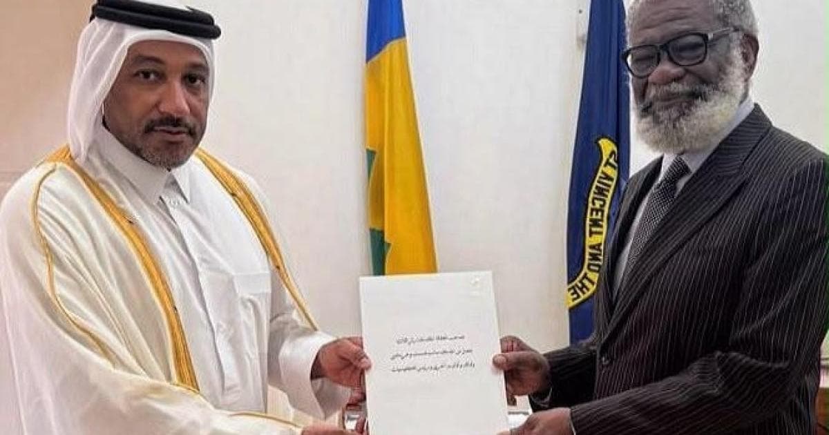 الحاكم العام لسانت فنسنت يستقبل سفير قطر