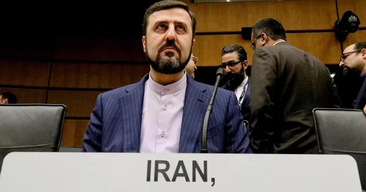 طهران تتلقى إشارات من أمريكا للاستعداد للعودة