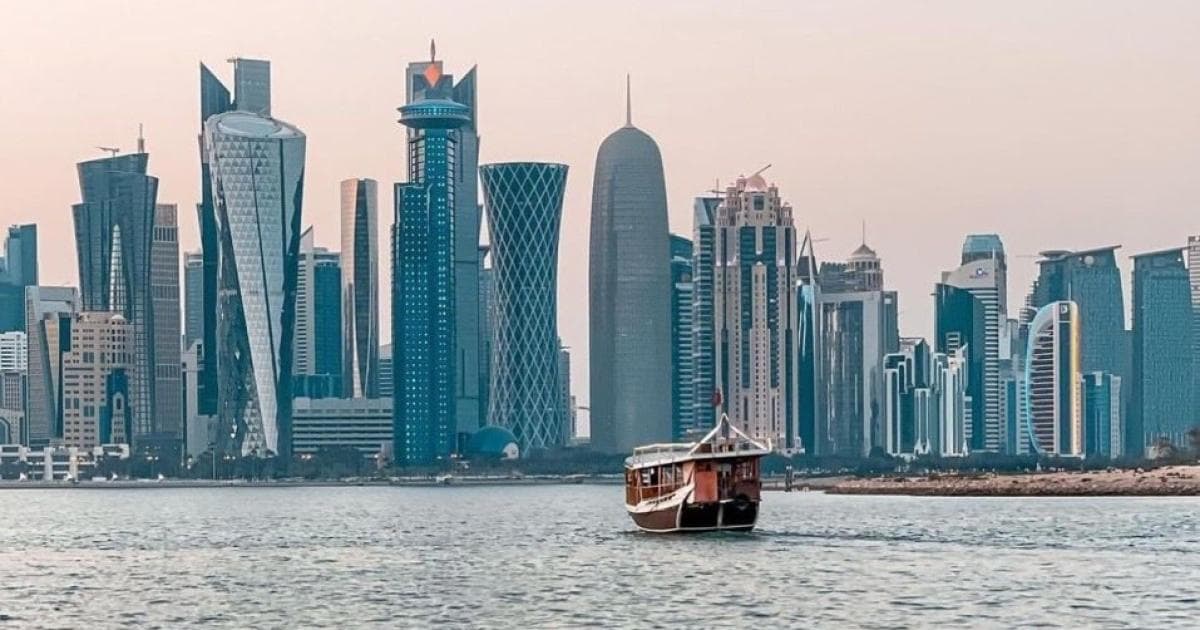 حالة جوية حارة مع غبار على الساحل
