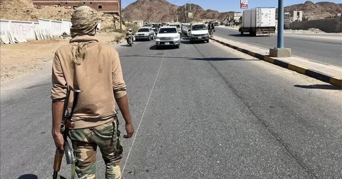 اليمن: قتلى ونسف مسيرة بتعز