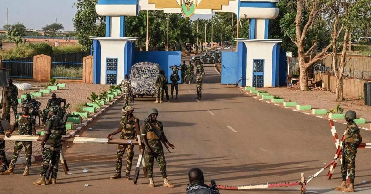 Niger Quells Niamey Military Uprising