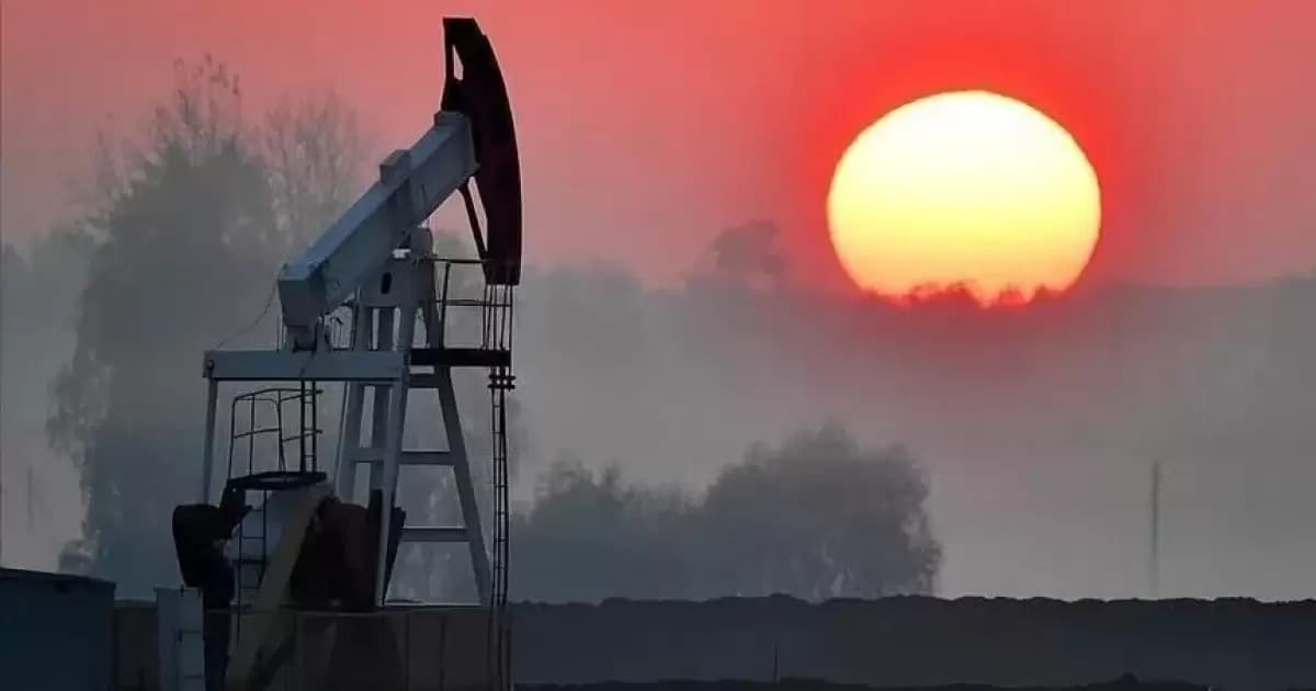 Brent falls below 80 amid Strait reopening hopes