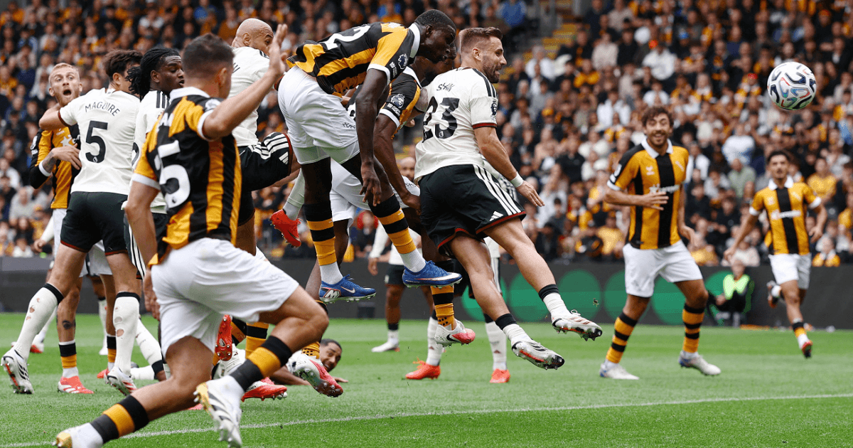 Manchester United loses 2-0 to Hull City
