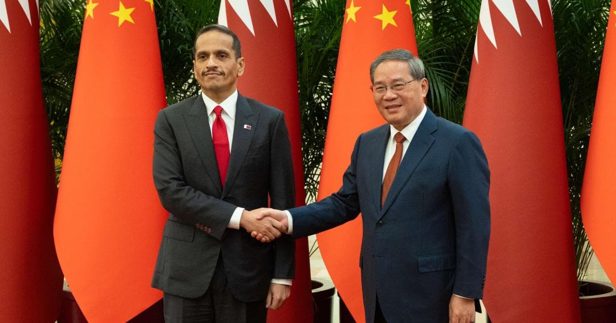 رئيس الوزراء يلتقي برئيس مجلس الدولة الصيني