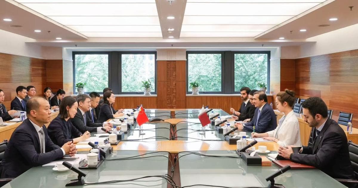 India's Foreign Trade Minister Meets Chinese Officials