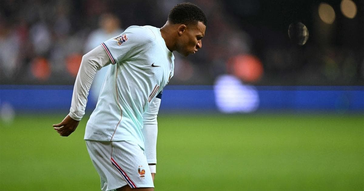مبابي يغادر معسكر فرنسا للعودة إلى ريال مدريد للعلاج