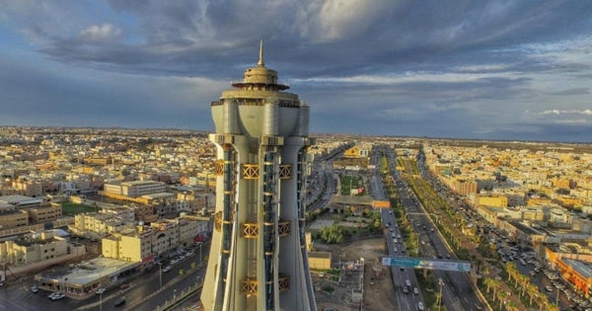 السعودية تعلن انتهاء الخطر في خميس مشيط