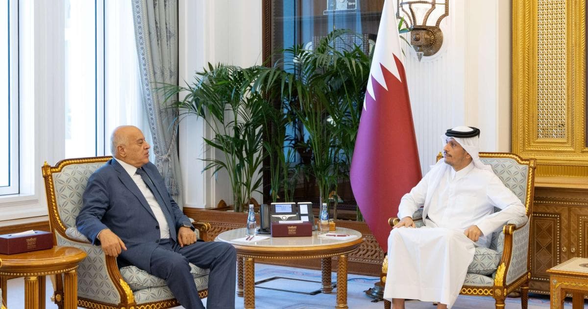 رئيس الوزراء يلتقي أمين سر فتح