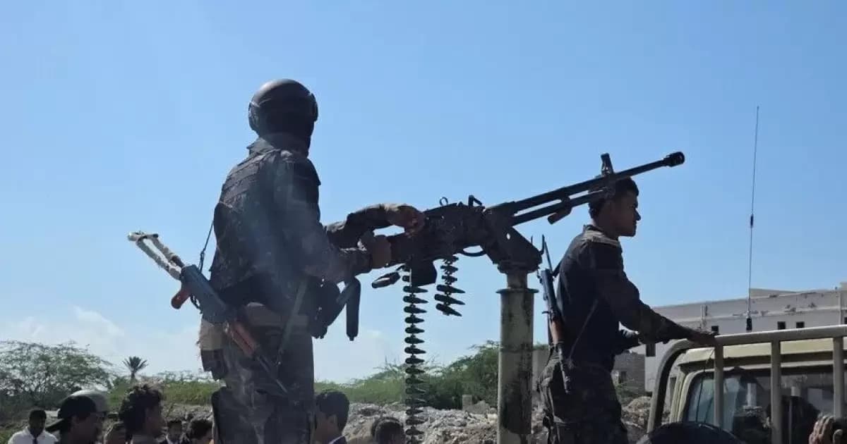 Yemeni army targets Houthi strongholds