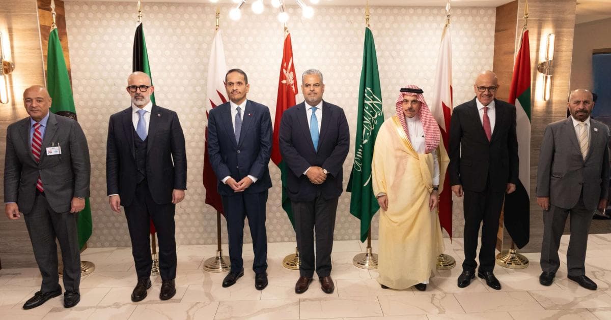 PM attends Gulf Foreign Ministers meeting