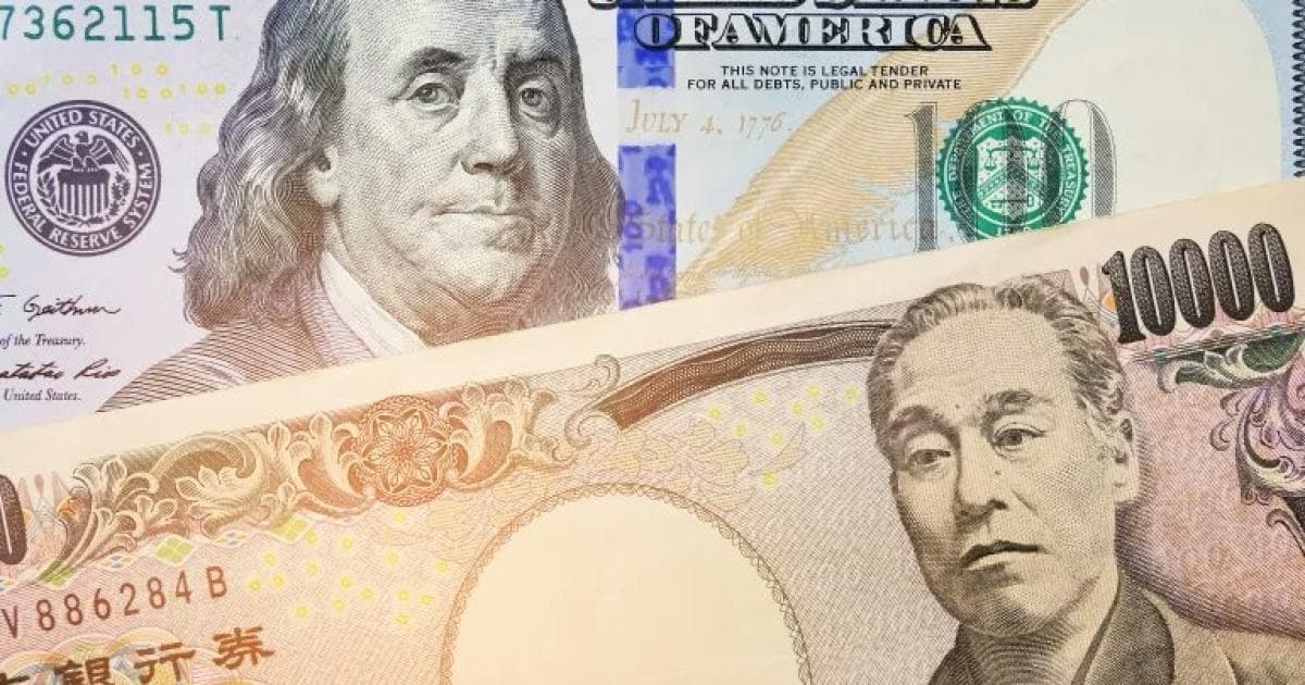 الدولار يزداد مع انتظار قرارات الفائدة