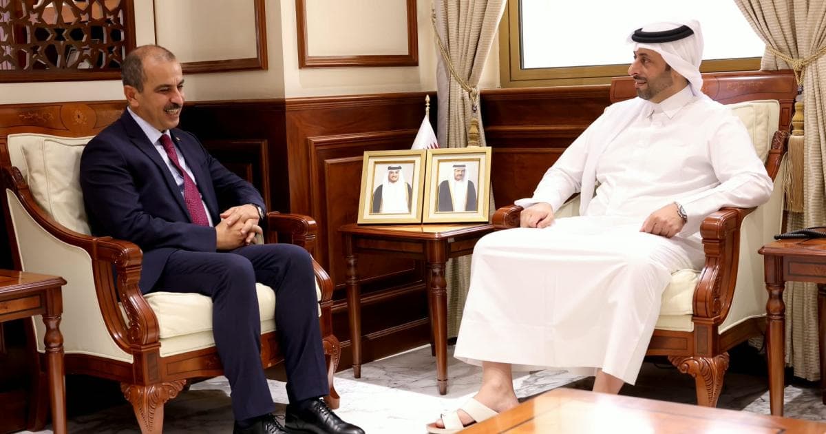 وزير البلدية يلتقي بسفيري هولندا وتركيا
