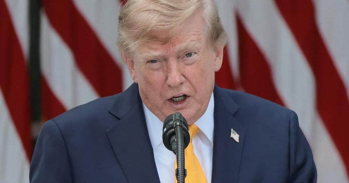 Trump defends Russia sanctions stance