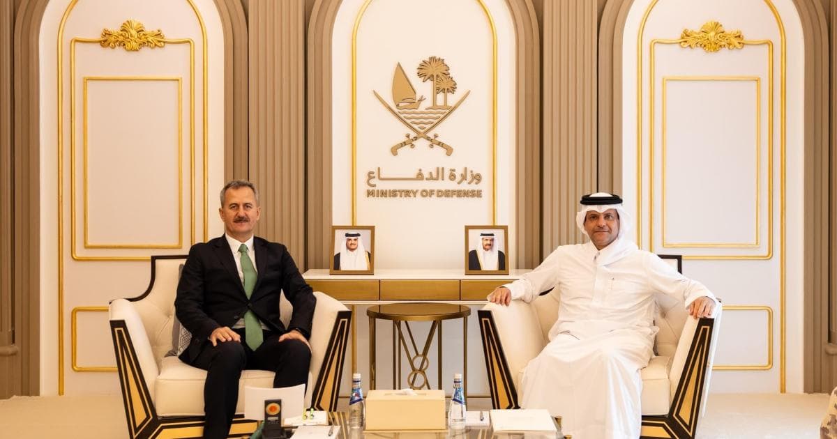 وزير الدفاع يلتقي نظراءه من دول بدر