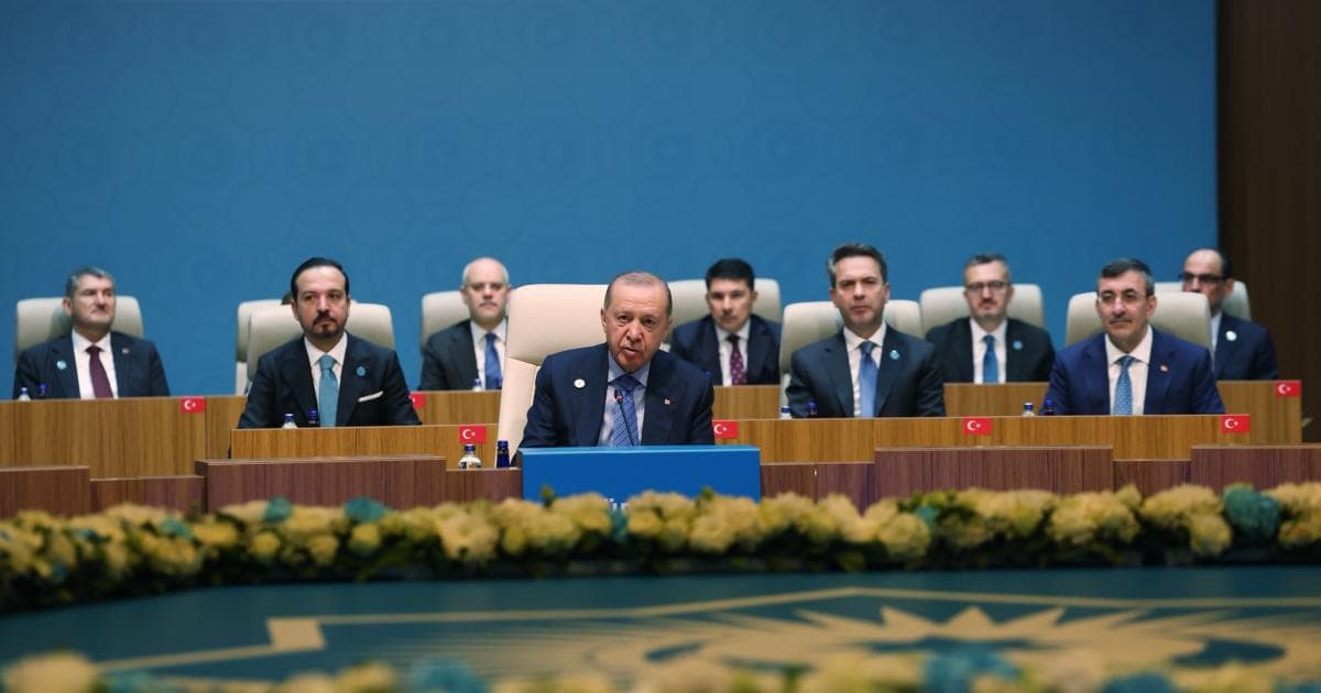أردوغان يدعو لحل عادل