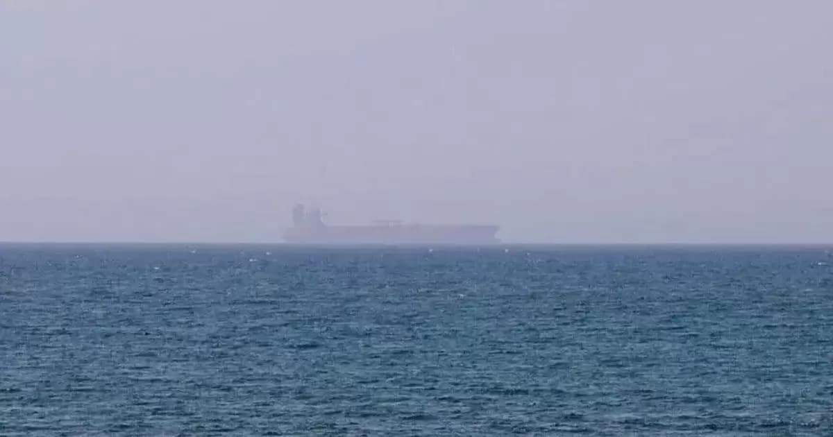 الحرس الثوري يعلن اصطدام ناقلة نفط في هرمز