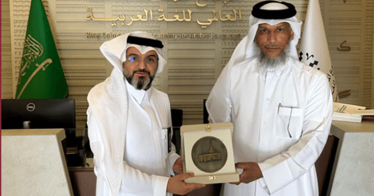 وفد من الأوقاف يزور تجارب تعليم العربية في السعودية