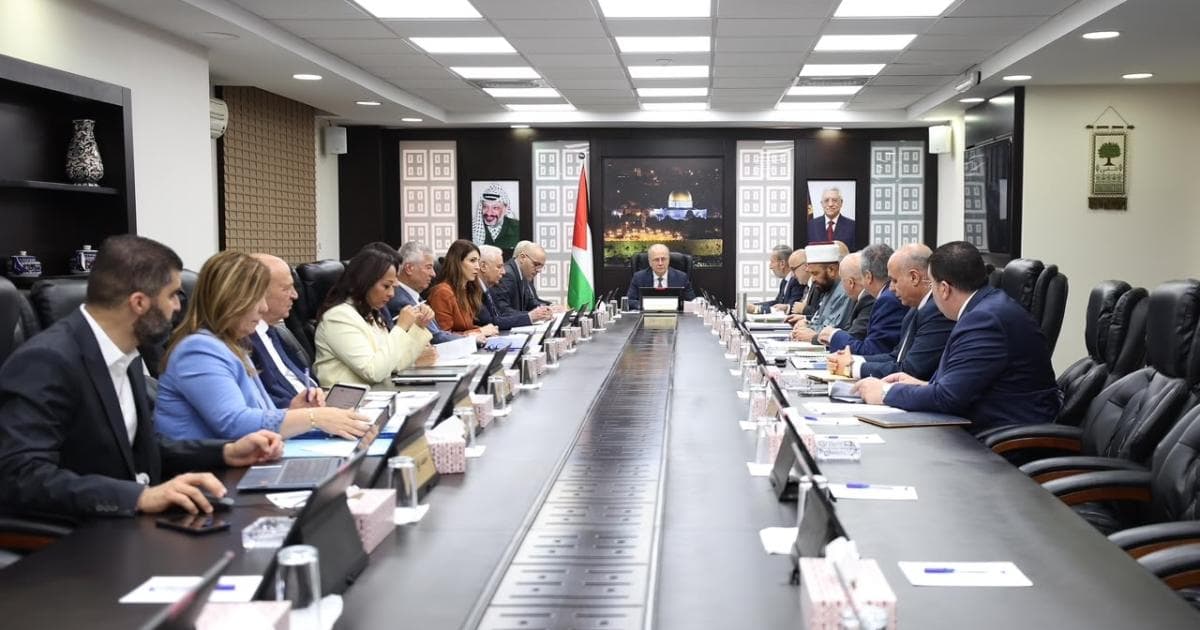 Palestine aid cut risks Gaza relief