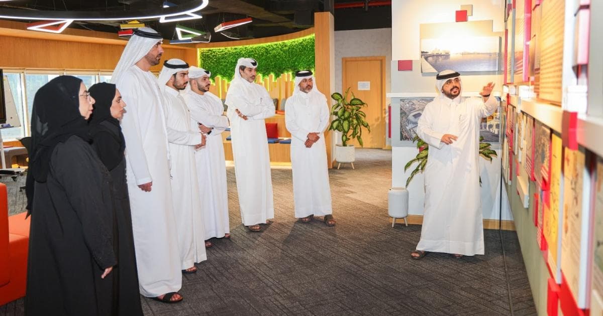 وفد إماراتي يطلع على تقنية البلدية في التحول الرقمي