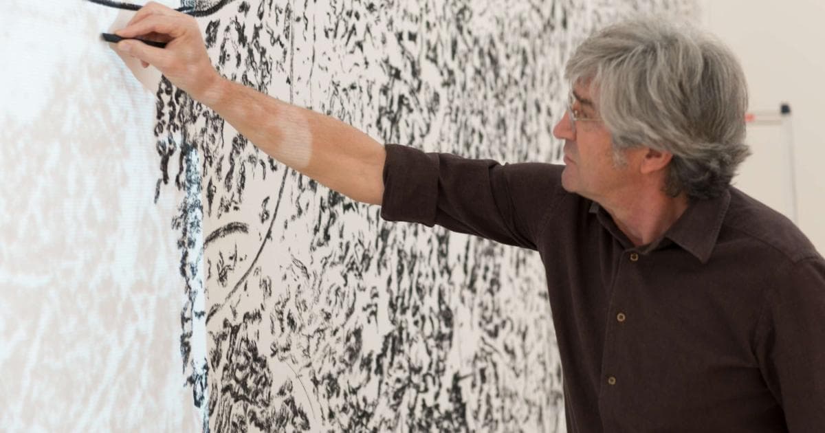 Qatar Museums Launch First Middle East Exhibition by Giuseppe Penoni