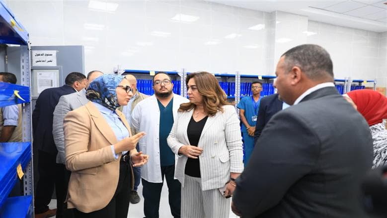 Minister reviews Family Medicine Unit