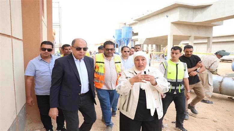 Minya governor reviews Belansoura sewage plant