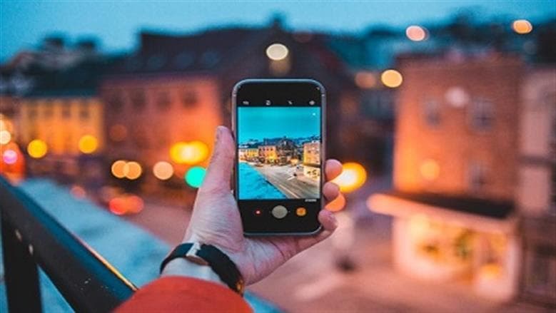 Best budget Android phones for night photos 2026
