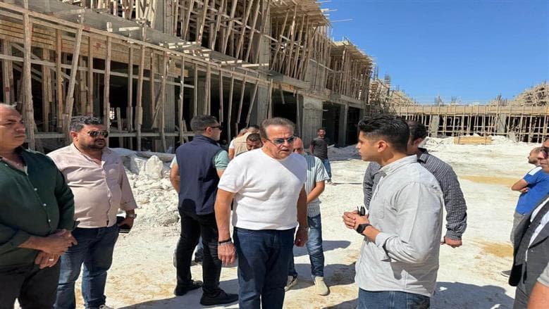 Health Minister reviews New Alamein Hospital construction