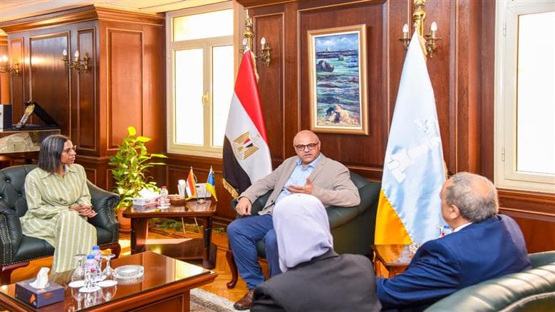 Alexandria governor talks with UN on protecting coasts