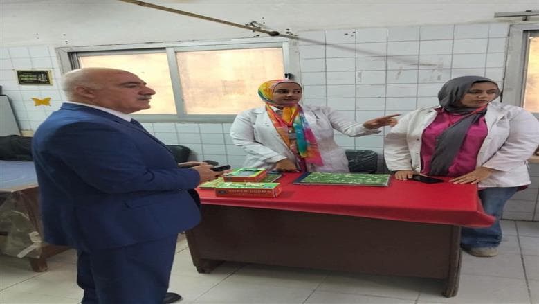 صحة الجيزة تراقب خدمات العيادة الجلدية والعمرانية
