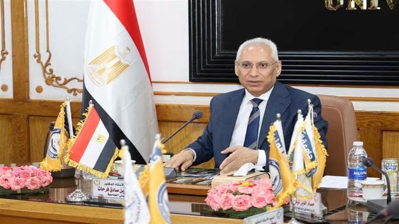رئيس جامعة المنيا يطلق مهرجان الأنشطة الطلابية بمناسبة أكتوبر